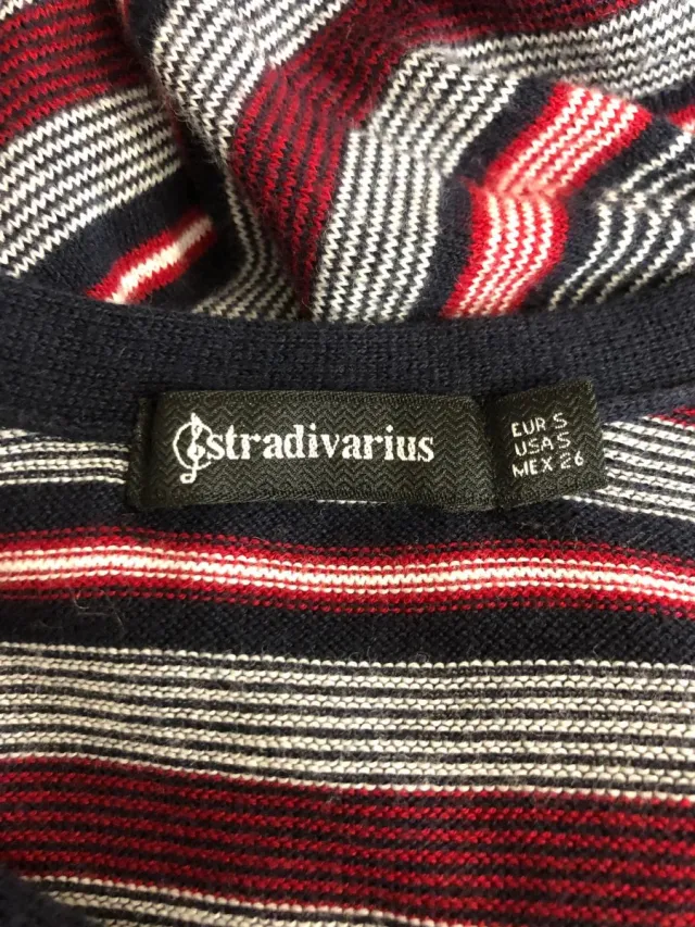 Vestido de punto Stradivarius