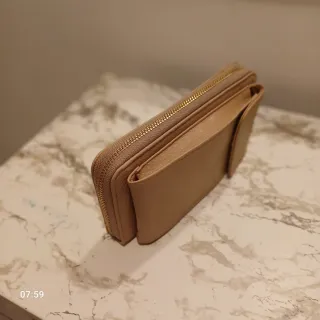 Portafoglio donna con porta cellulare beige