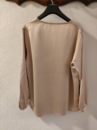 Blusa ZERMATT manga larga escote pico beige t-44
