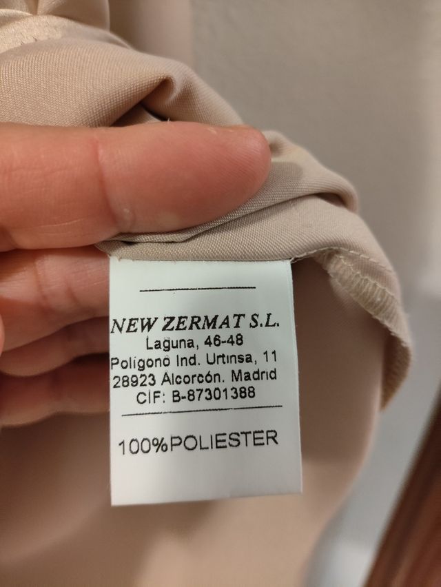 Blusa ZERMATT manga larga escote pico beige t-44