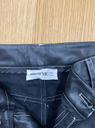 Pantalón símil piel Brownie negro Talla M
