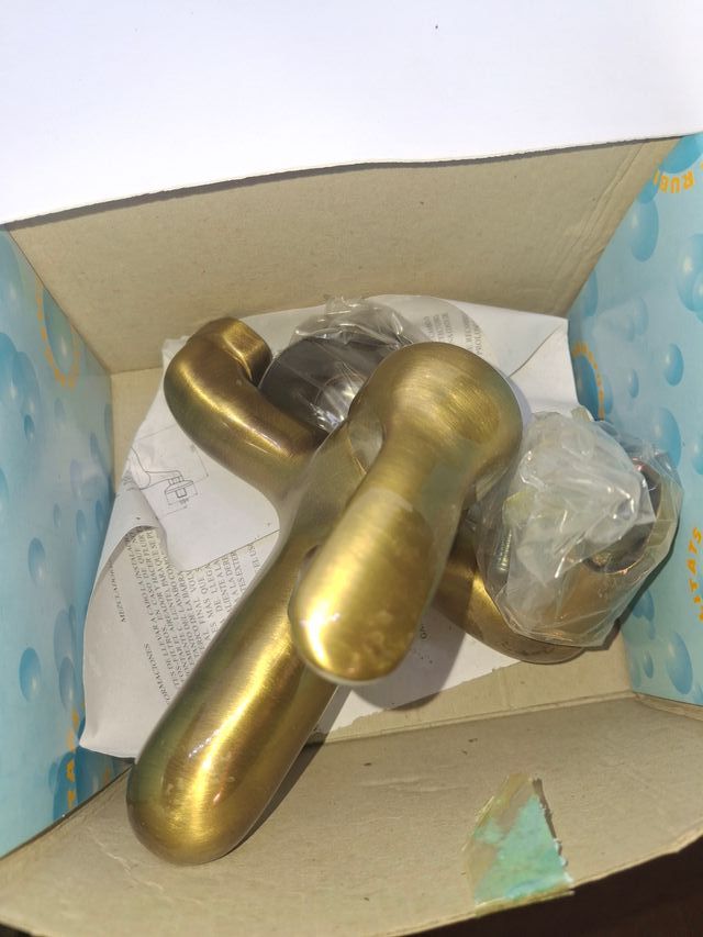 Grifo de latón con manguera