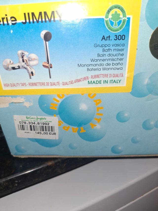 Grifo de latón con manguera