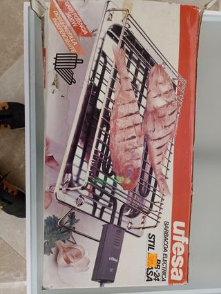 Barbacoa Eléctrica Ufesa RR-24