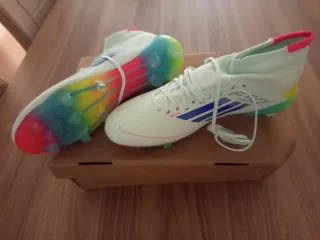 Botas de fútbol