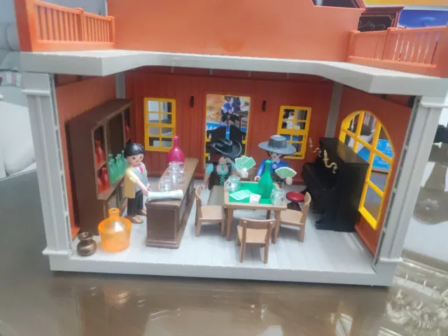 Playmobil 70946 Saloon Western