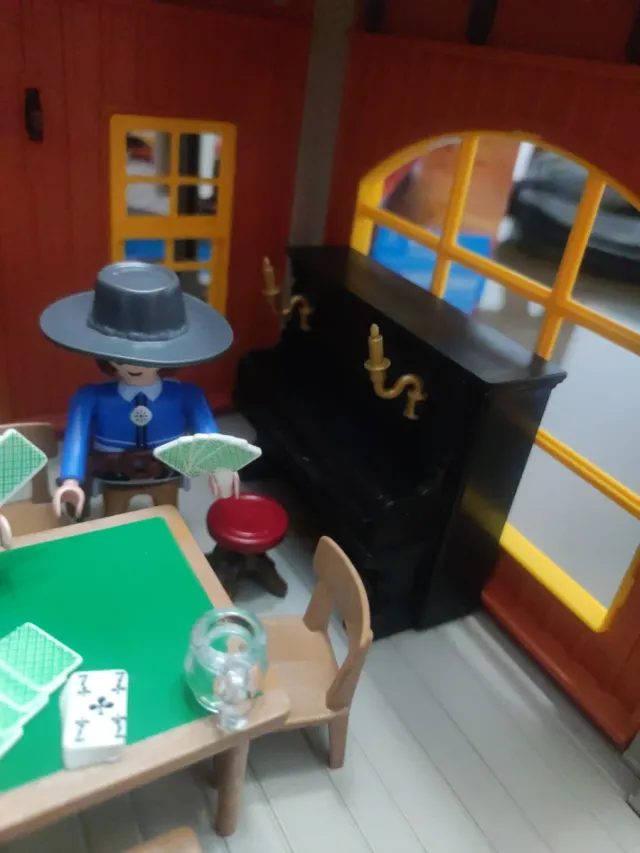 Playmobil 70946 Saloon Western