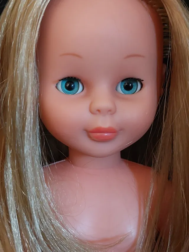 Nancy ojos margarita pelo cerveza