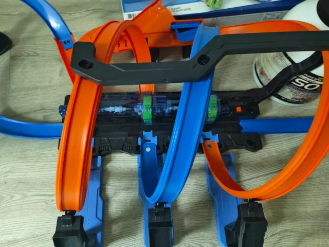 Pista Hot Wheels Triple Looping 3 Crash