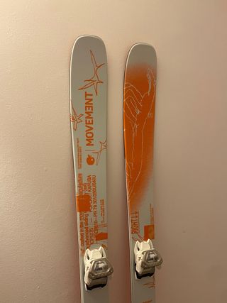 Esquís Movement Fly 95 Edición Limitada Freestyle