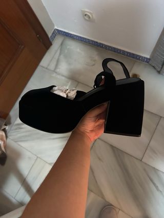 Tacones Mim negros sin estrenar