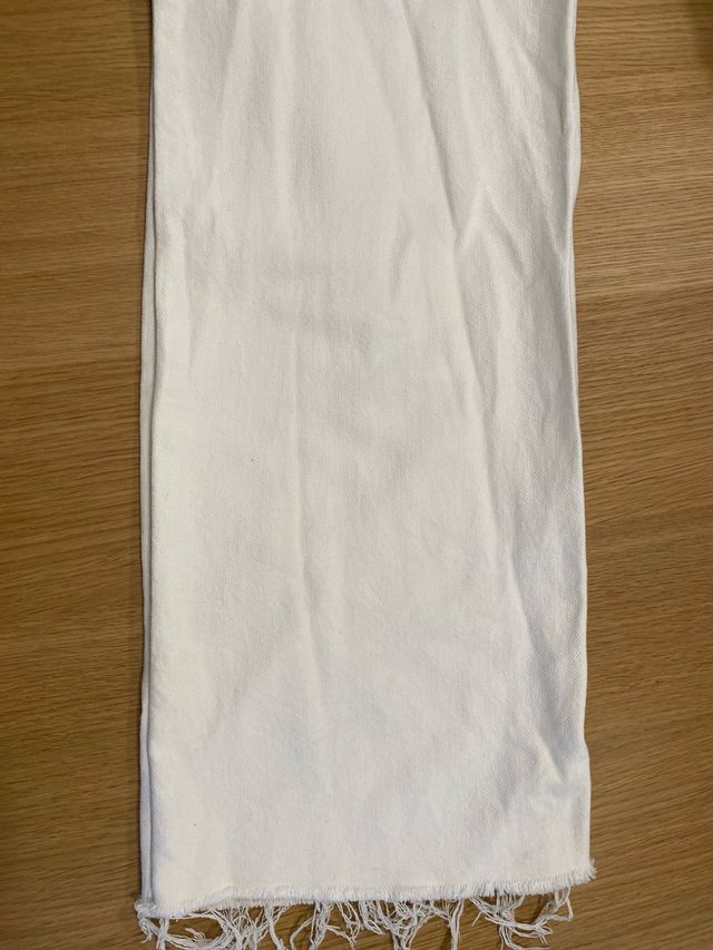 Pantalón vaquero crudo Stradivarius T.36