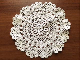 Centrino uncinetto fatto a mano