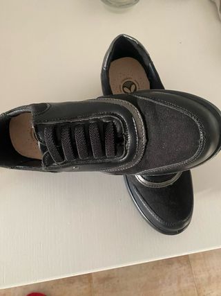 Mocasines negros de señora sin estrenar T.37