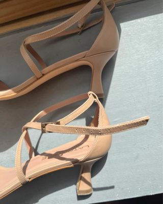 Sandalias Latouche Nude Talla 41 leer descripción