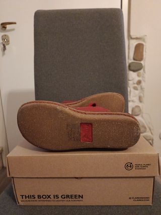 Scarpe Clarks rosse in pelle