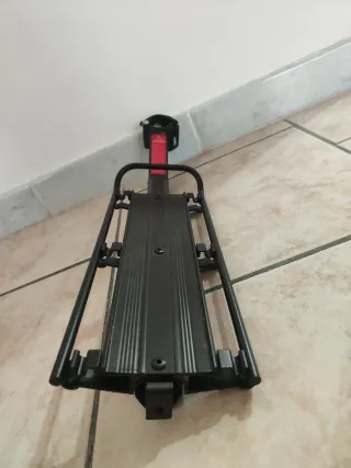 Barra portapacchi per bicicletta