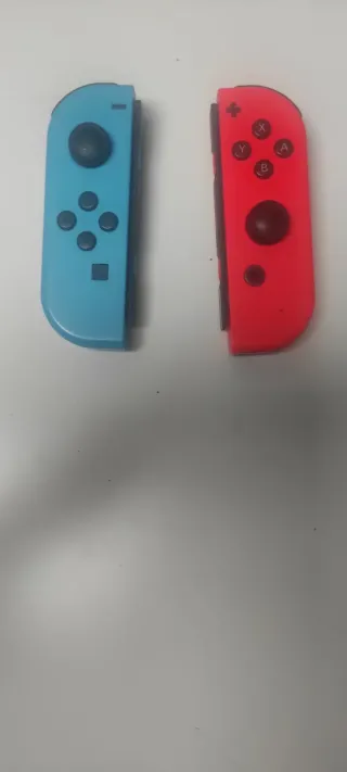 Lote Nintendo Switch Ed. Let's Go Pikachu