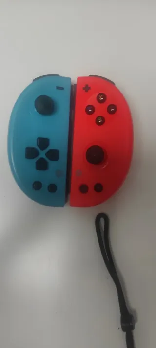 Lote Nintendo Switch Ed. Let's Go Pikachu