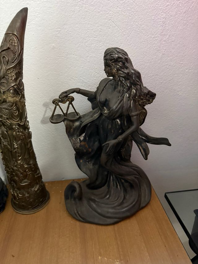 Lotto statue dal mondo