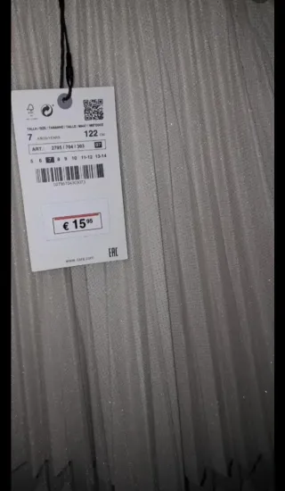 Falda Zara niña 7 años NUEVA