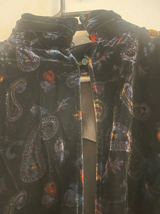 Vestido terciopelo estampado espalda descubierta