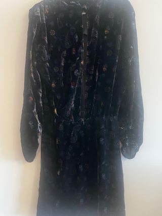 Vestido terciopelo estampado espalda descubierta