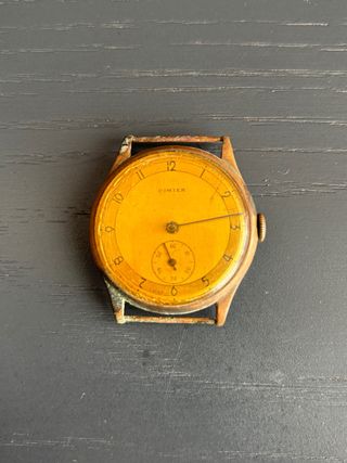 Reloj Cimier Suizo Dorado