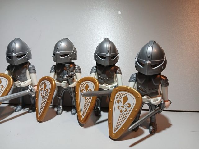 Playmobil 5 Guerreros Flor de Lis