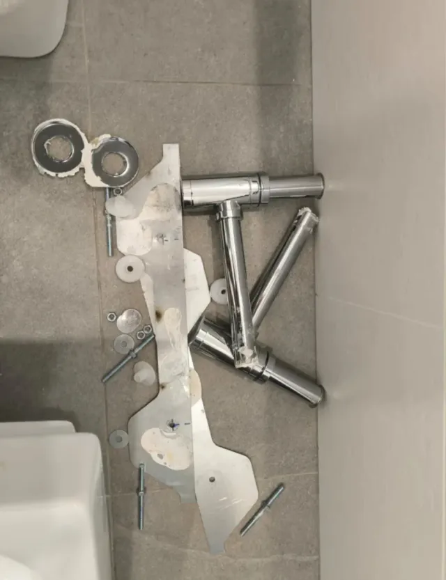 Lavabo doble seno porcelana y metal