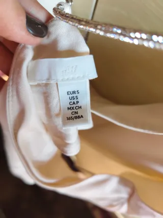 Blusa satinada tirantes finos joya