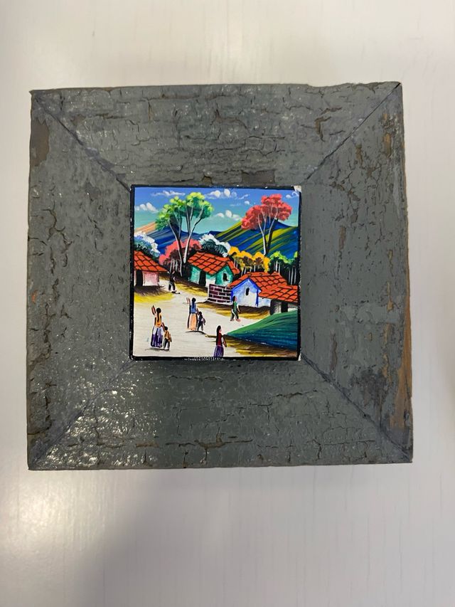 Miniaturas pintadas sobre cartón