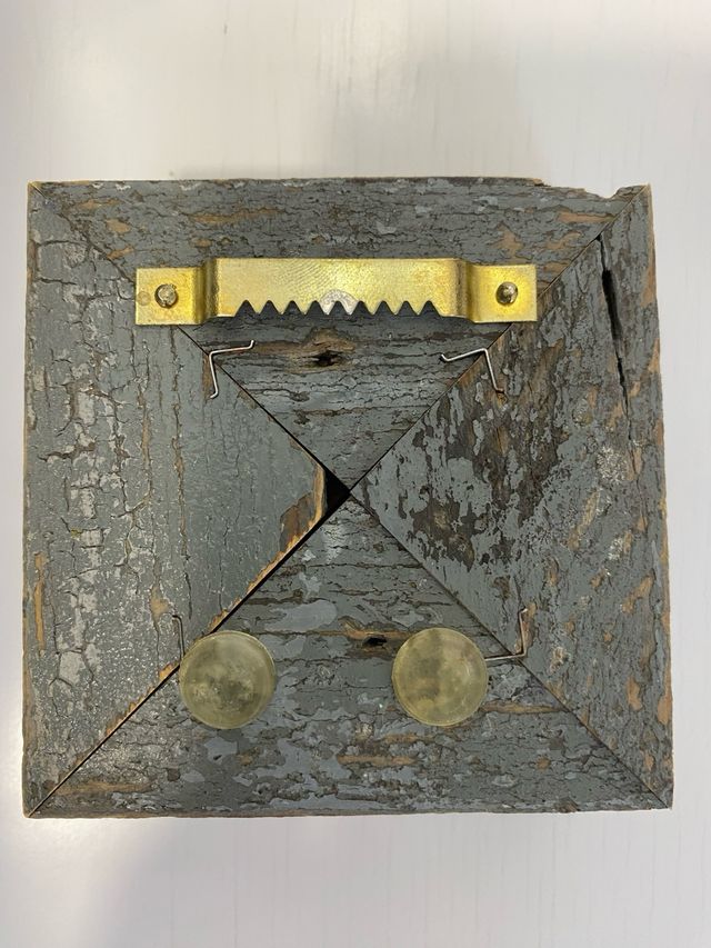 Miniaturas pintadas sobre cartón