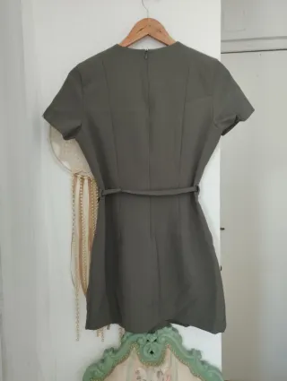 Vestido Caqui Oficina con Cinturón