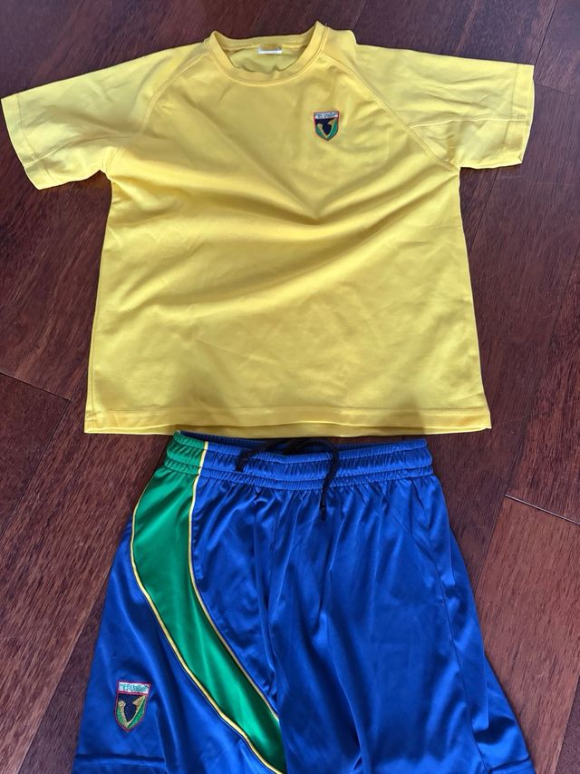 Set deportivo Colegio El Valle