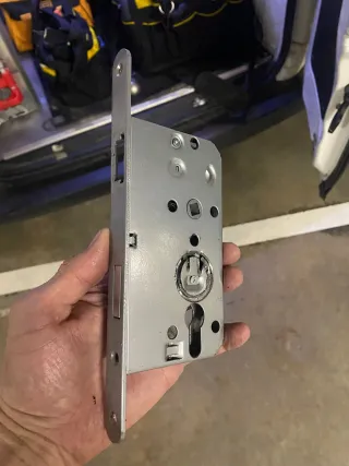 Cerrajero 24h | Cerrajería Gil