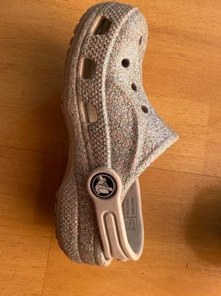 Zapatillas Crocs Niña Doradas Talla C10