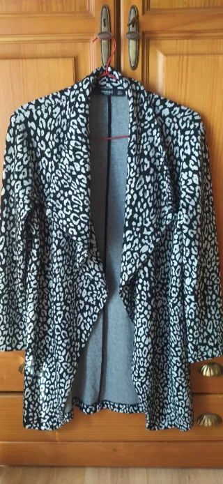 Chaqueta Mango Estampado Leopardo Talla S