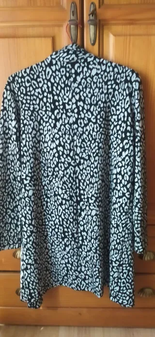 Chaqueta Mango Estampado Leopardo Talla S