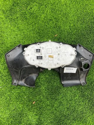 Tacómetro Piaggio MP3 400