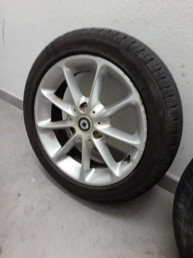 Llantas Smart Fortwo 451
