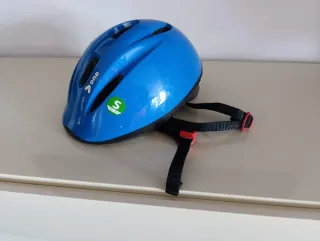 Casco bici infantil azul. Talla S.