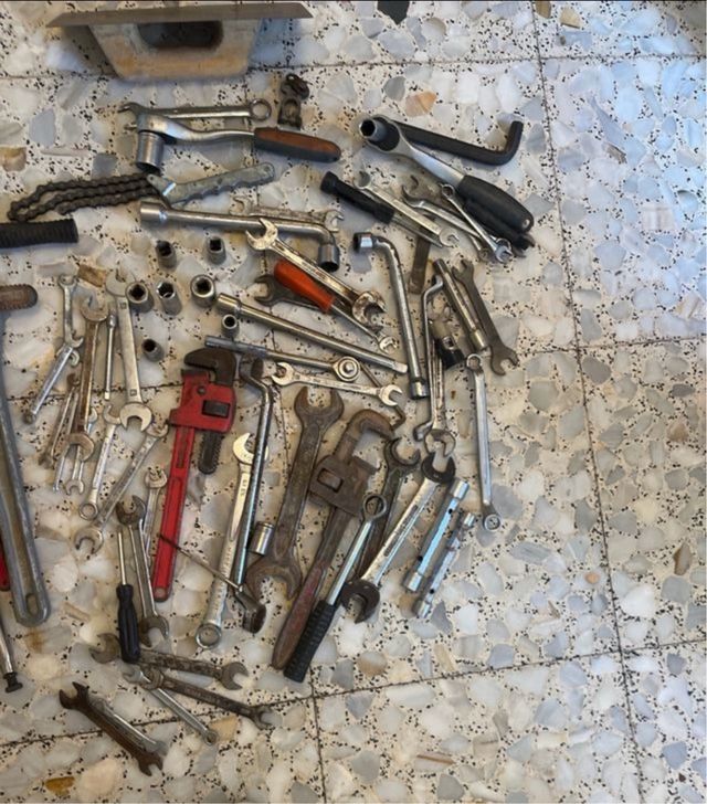 Lote de herramientas de construcción