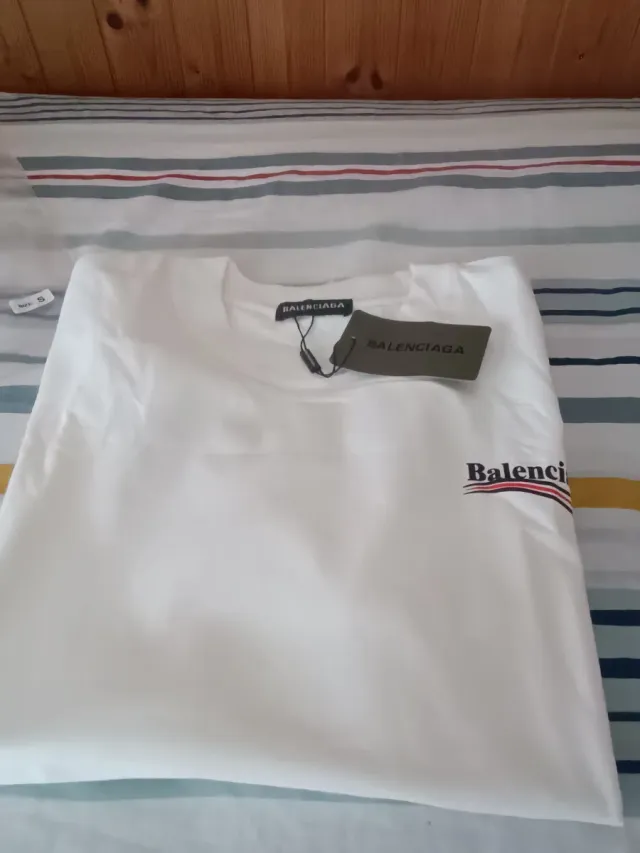 Camiseta valenciaga Blanca Nueva