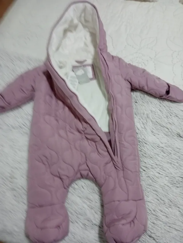 BUZO NIÑA 9/12M ‼️ CON ETIQUETA ‼️