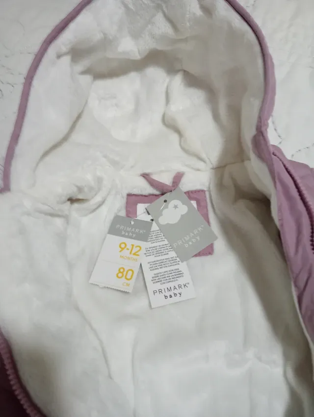 BUZO NIÑA 9/12M ‼️ CON ETIQUETA ‼️