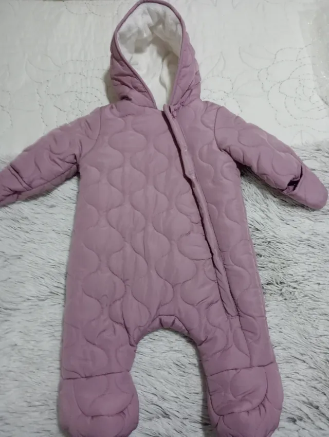 BUZO NIÑA 9/12M ‼️ CON ETIQUETA ‼️