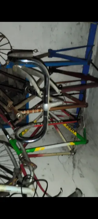 Bicicletas carretera clásicas y cuadros etc