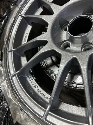 Cerchi OZ Racing ultraleggeri