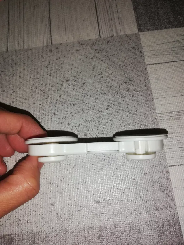 Cierres de seguridad y Protectores esquinas mesa